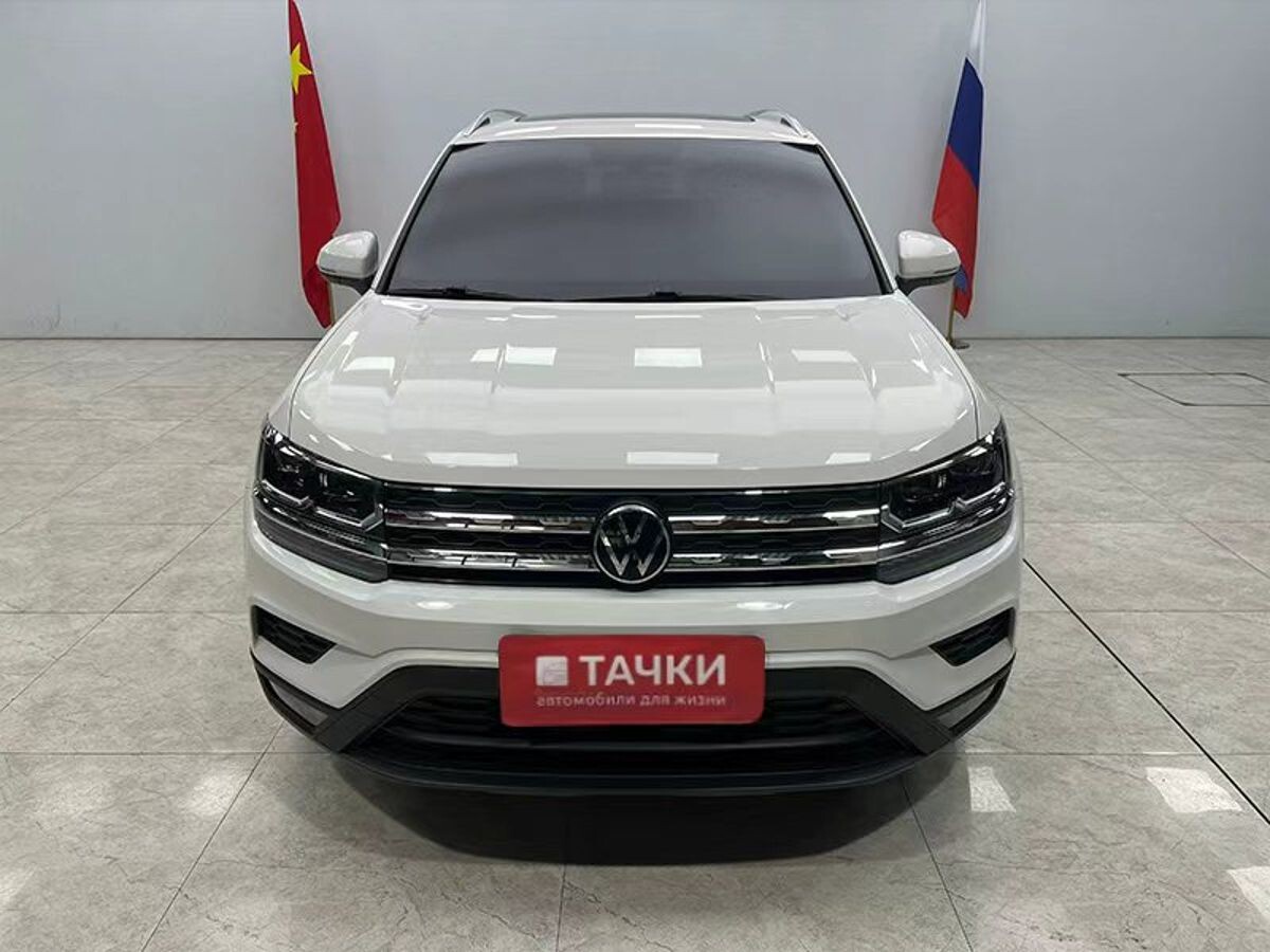 Volkswagen Tharu 2022 - фото автомобиля