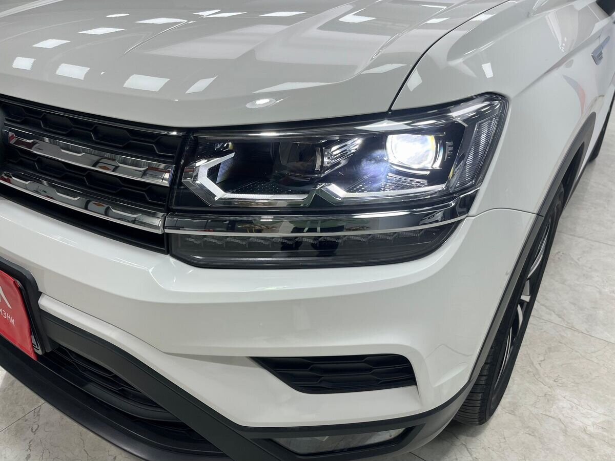 Volkswagen Tharu 2022 - фото автомобиля