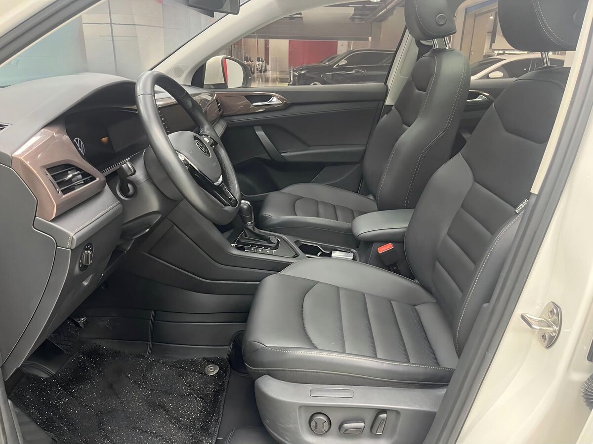 Volkswagen Tharu 2022 - фото автомобиля