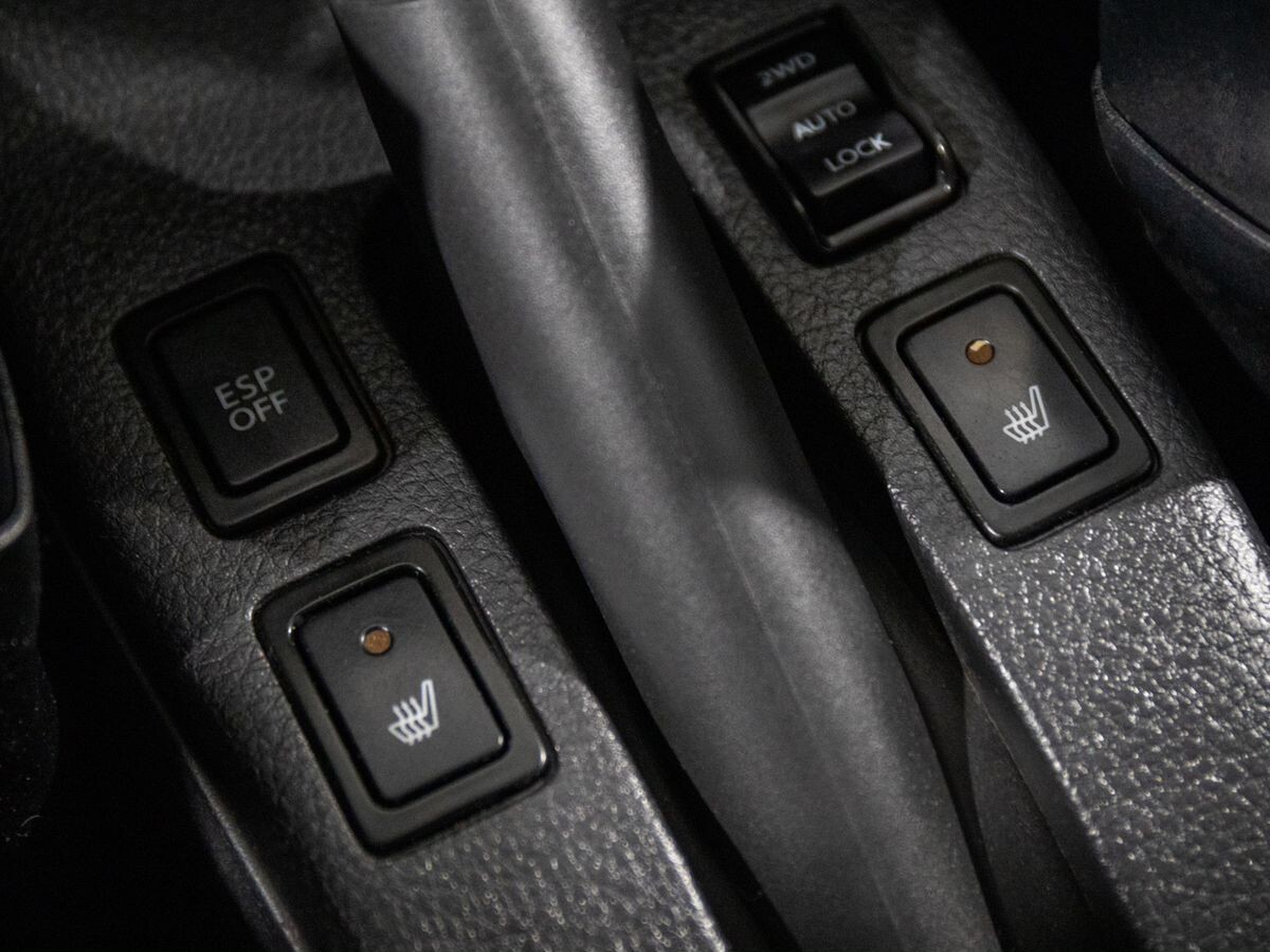 Suzuki SX4 2010 - фото автомобиля