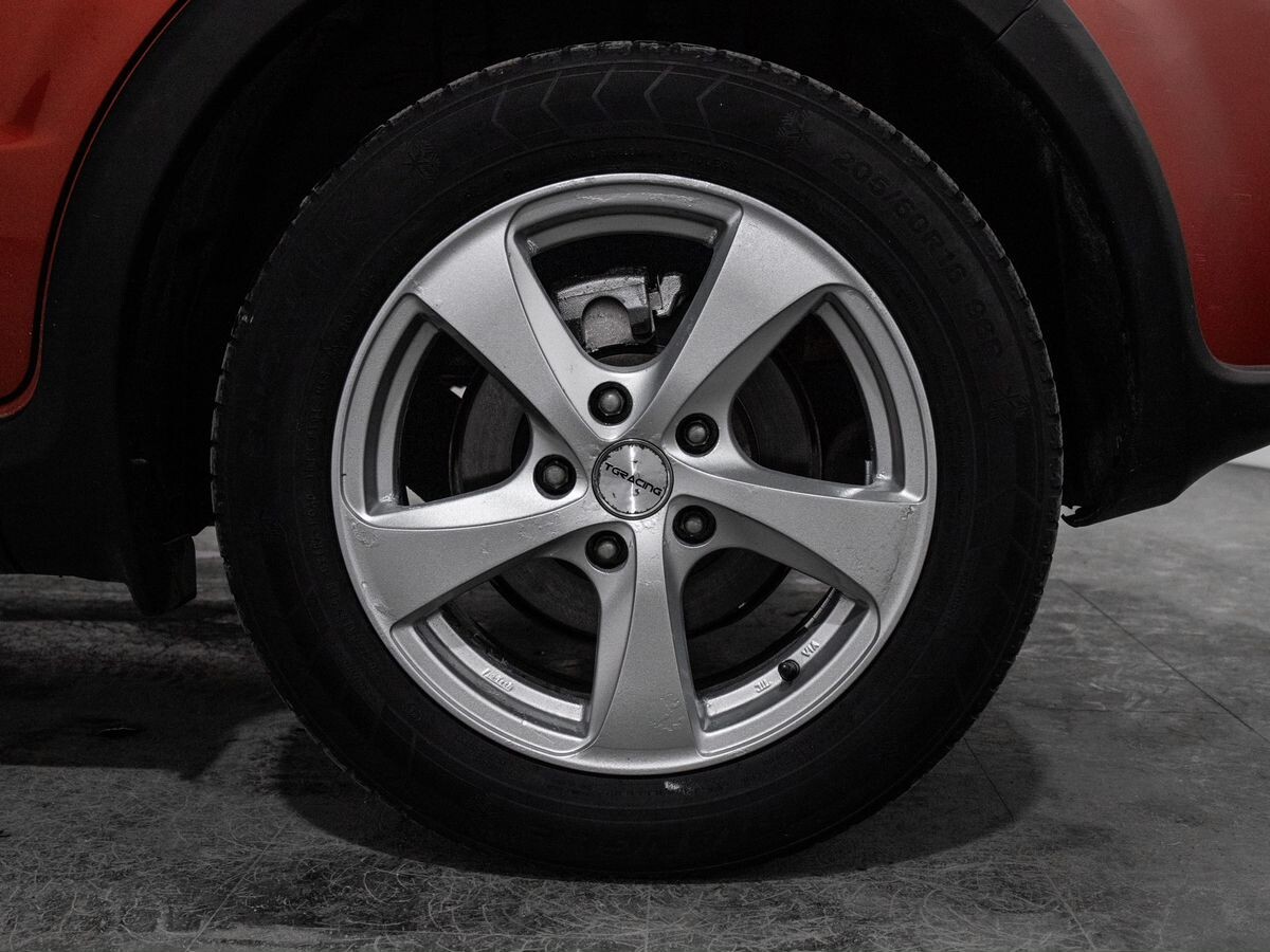 Suzuki SX4 2010 - фото автомобиля