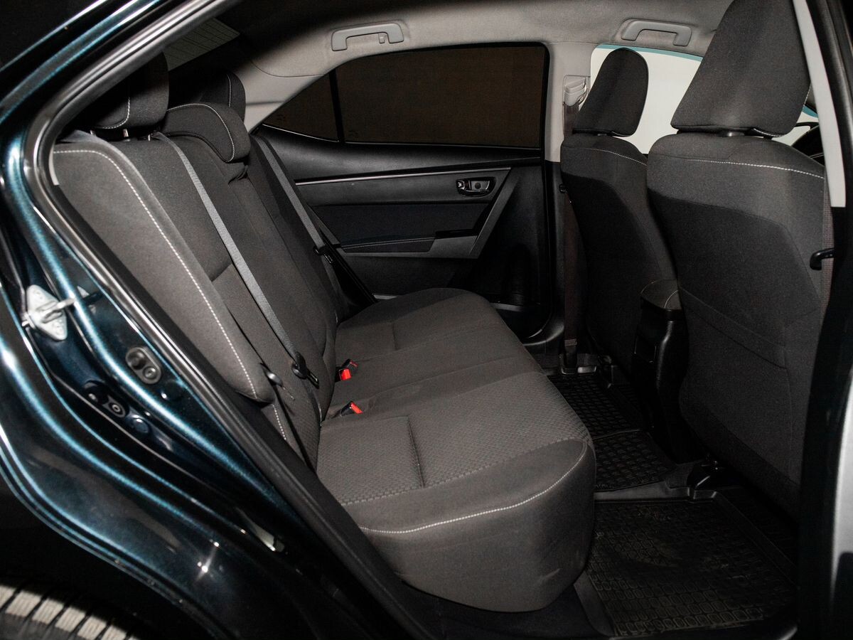 Toyota Corolla 2013 - фото автомобиля