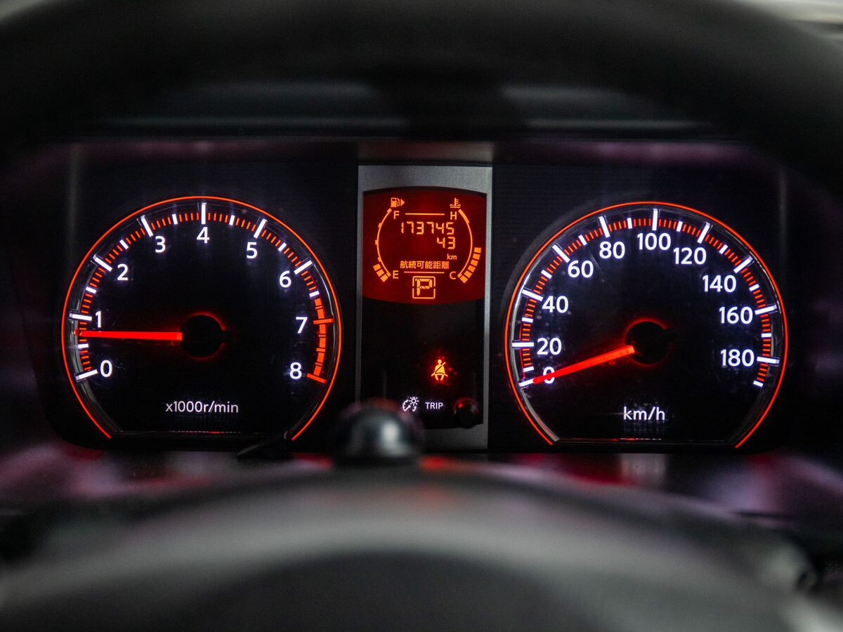 Nissan Serena 2009 - фото автомобиля