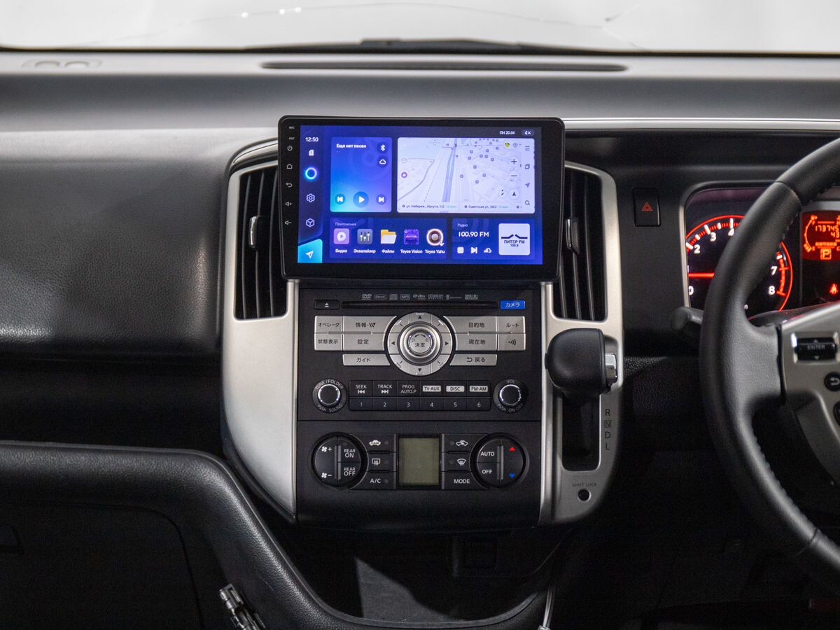 Nissan Serena 2009 - фото автомобиля