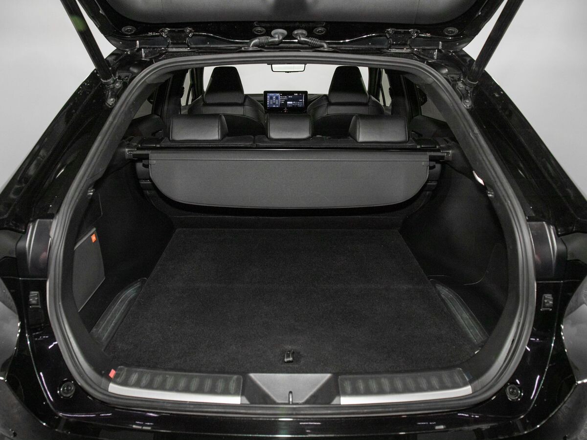 Toyota Harrier 2020 - фото автомобиля