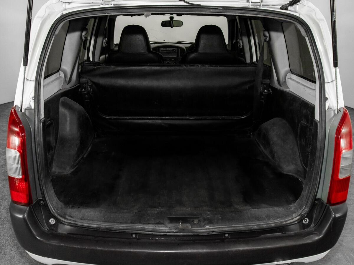 Toyota Probox 2009 - фото автомобиля