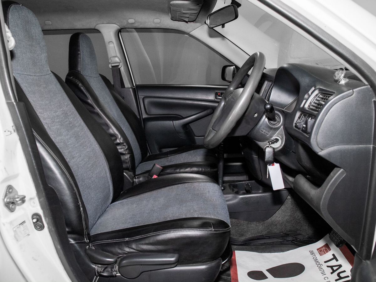 Toyota Probox 2009 - фото автомобиля