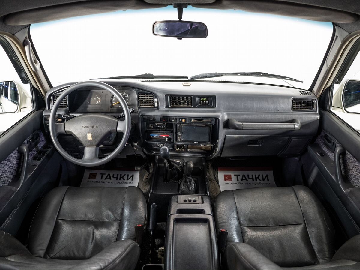 Toyota Land Cruiser 1996 - фото автомобиля