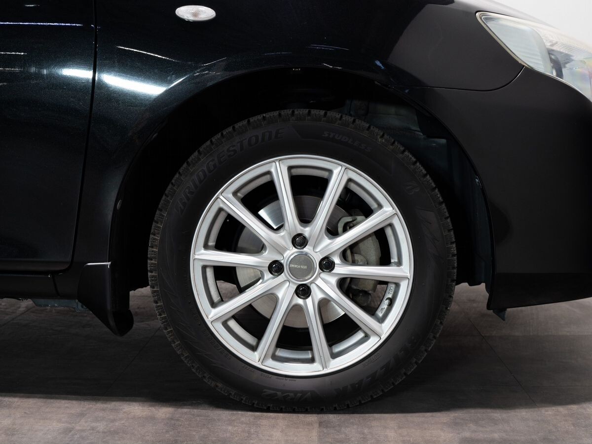 Toyota Corolla Fielder 2011 - фото автомобиля