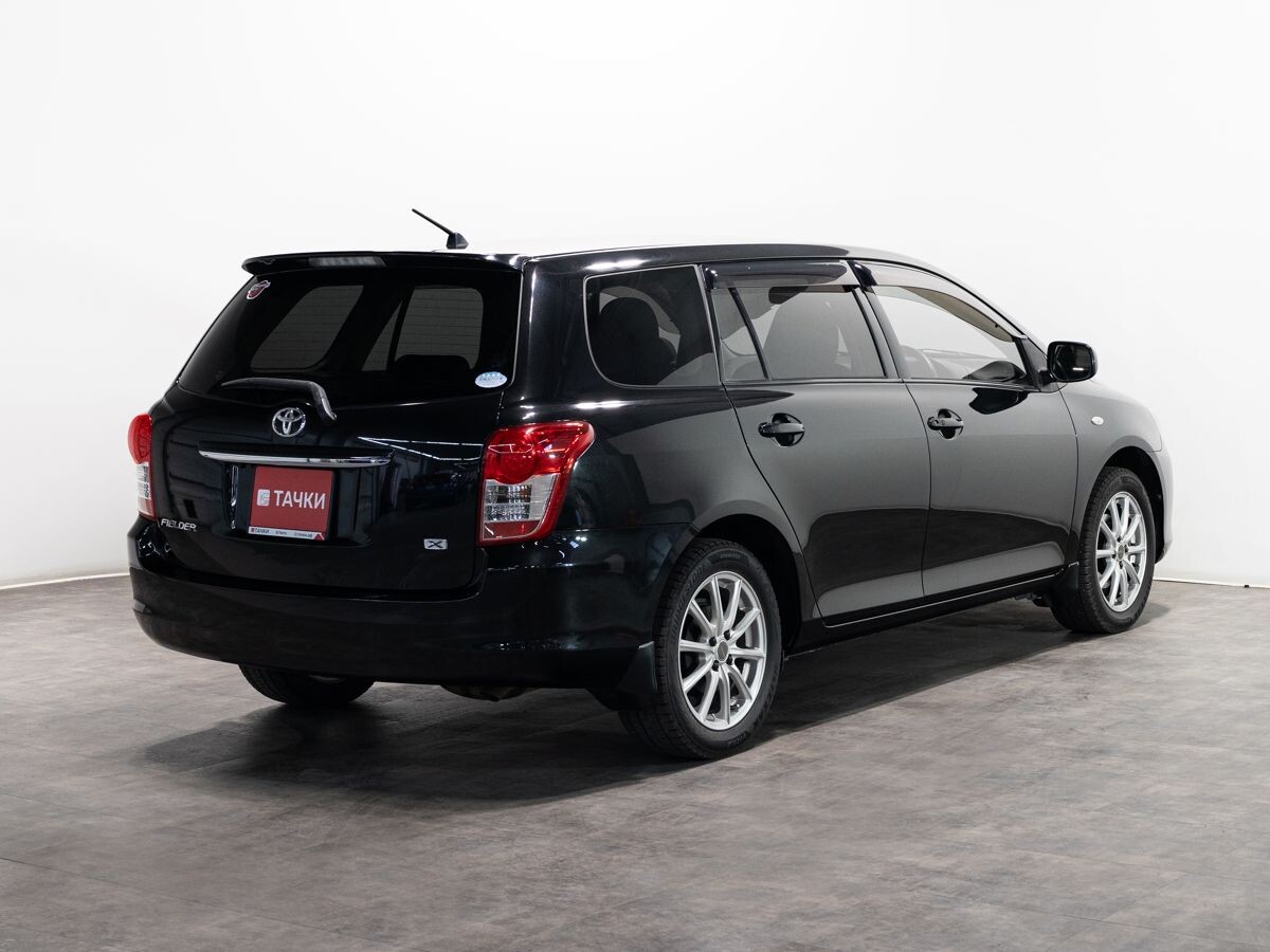 Toyota Corolla Fielder 2011 - фото автомобиля