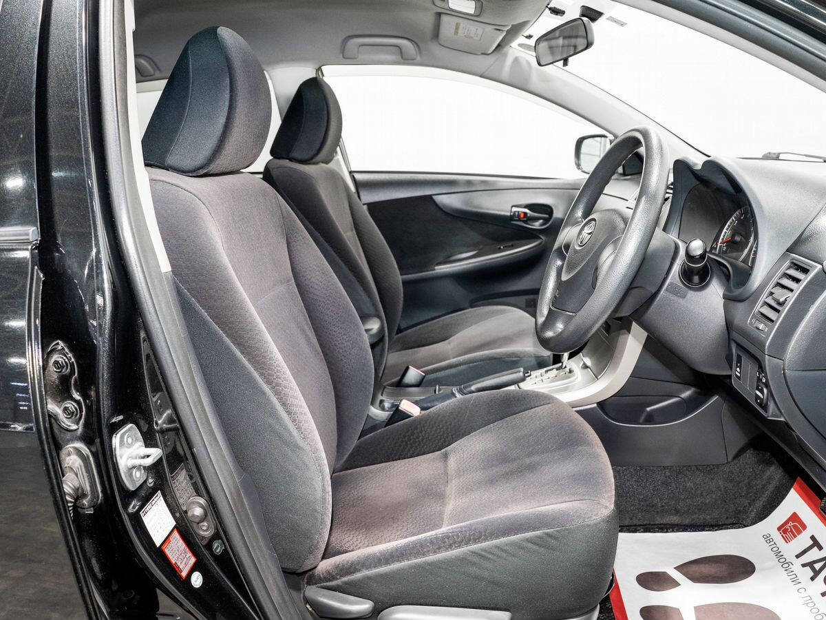 Toyota Corolla Fielder 2011 - фото автомобиля