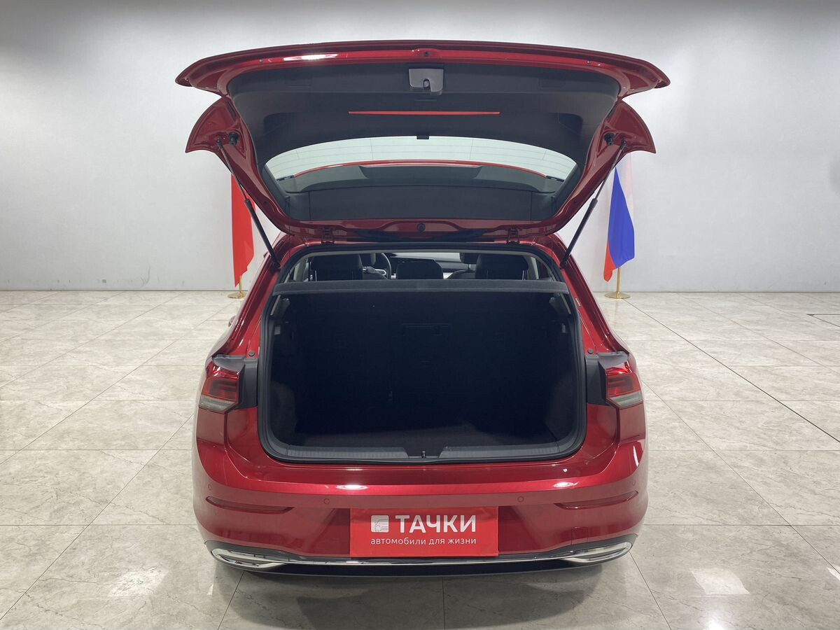 Volkswagen Golf 2021 - фото автомобиля
