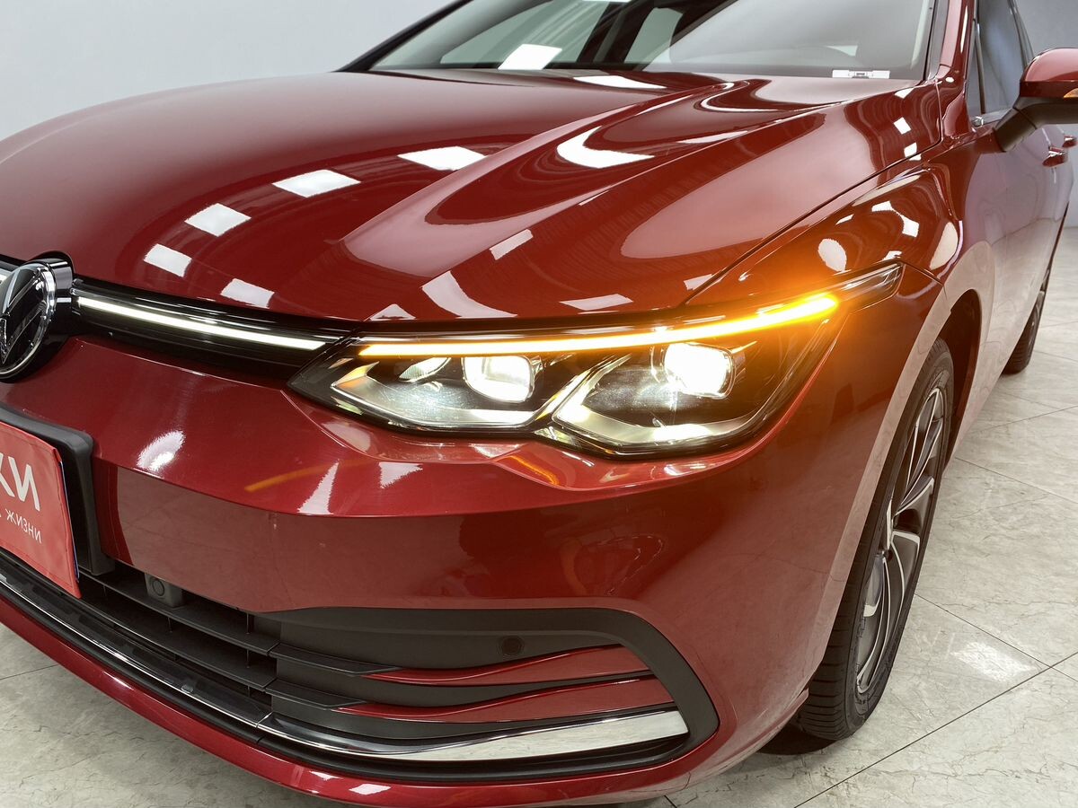 Volkswagen Golf 2021 - фото автомобиля