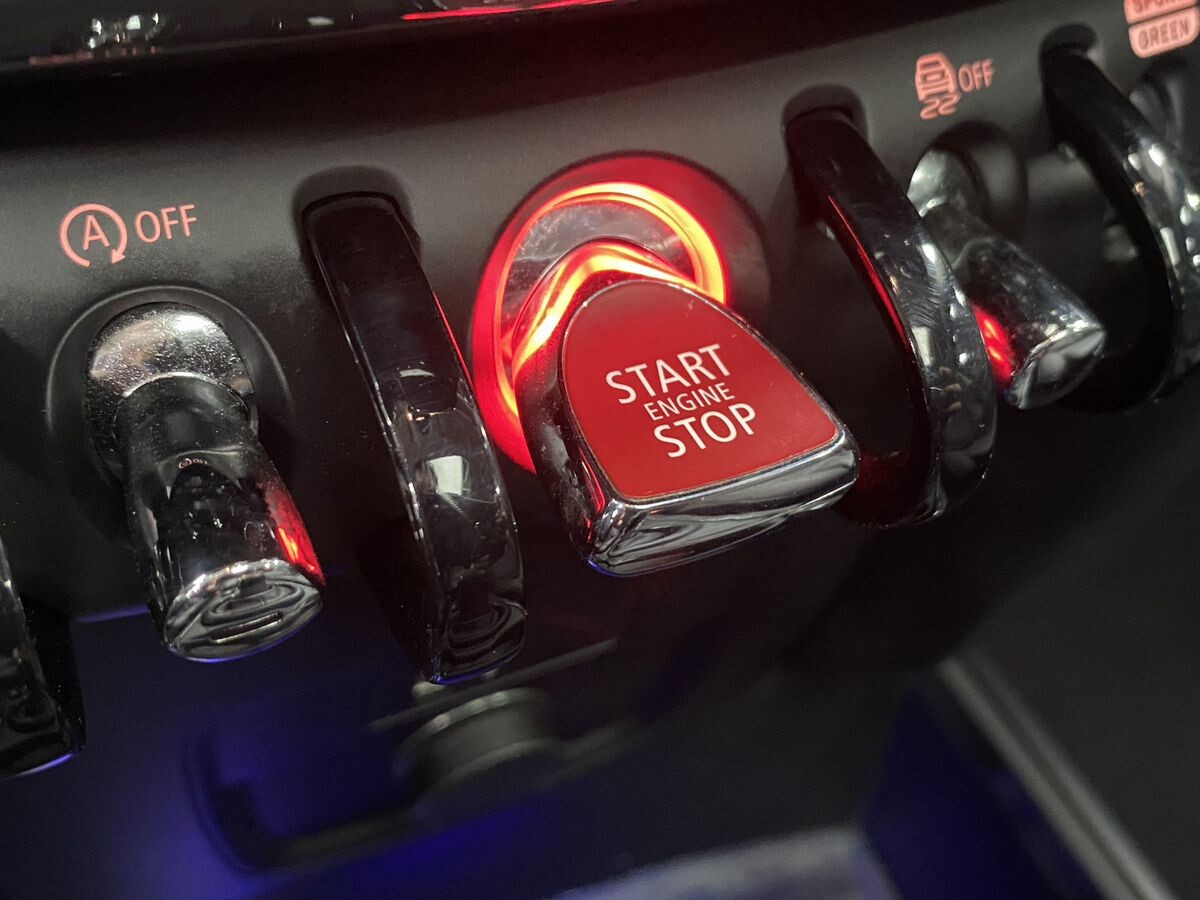 MINI Countryman 2021 - фото автомобиля