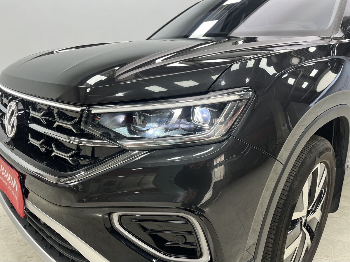 Volkswagen Tayron 2022 - фото автомобиля