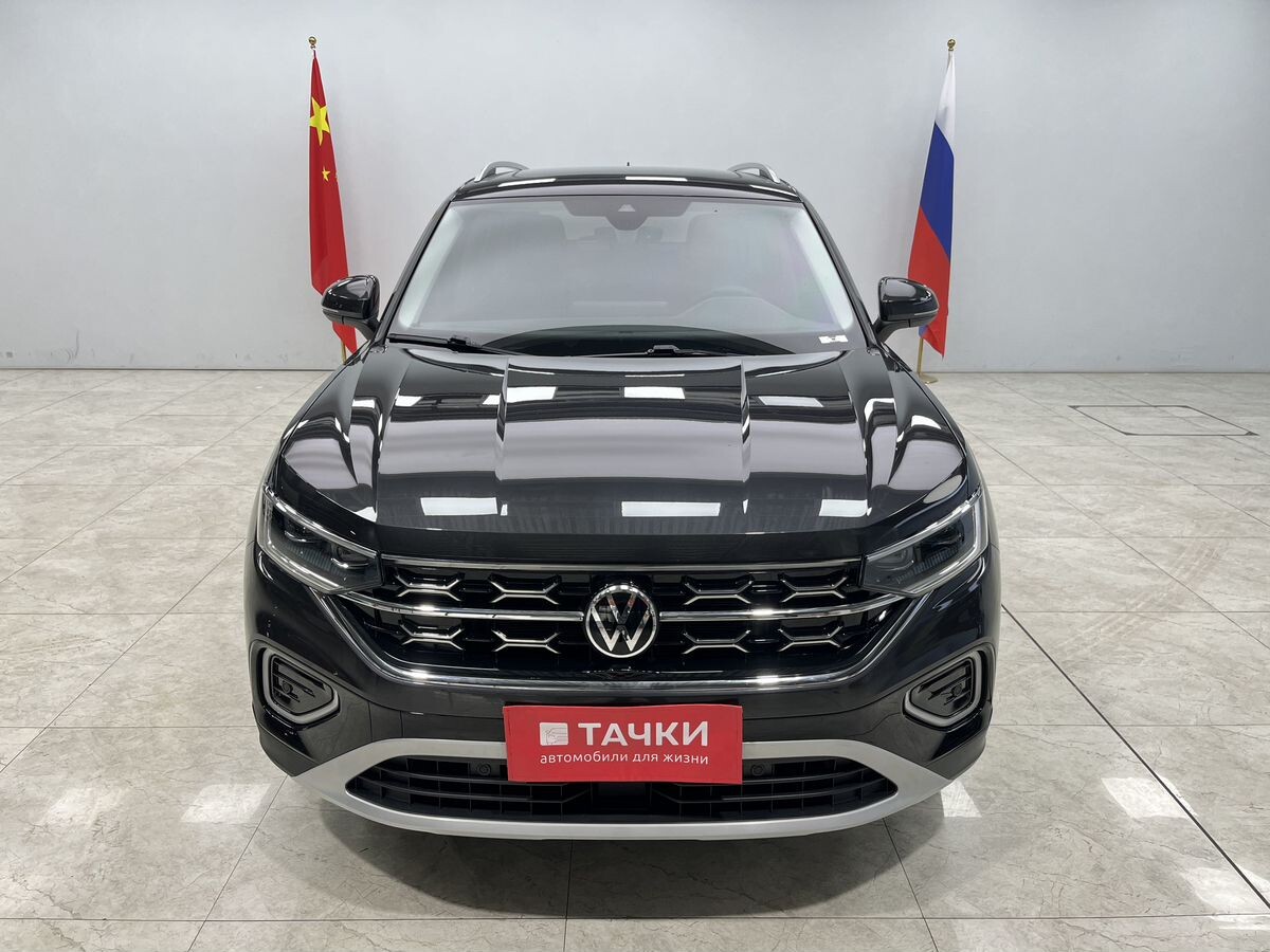 Volkswagen Tayron 2022 - фото автомобиля