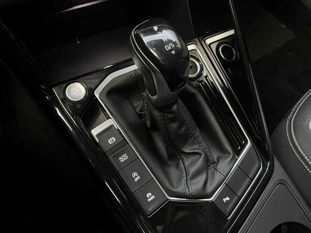 Volkswagen Tayron 2022 - фото автомобиля