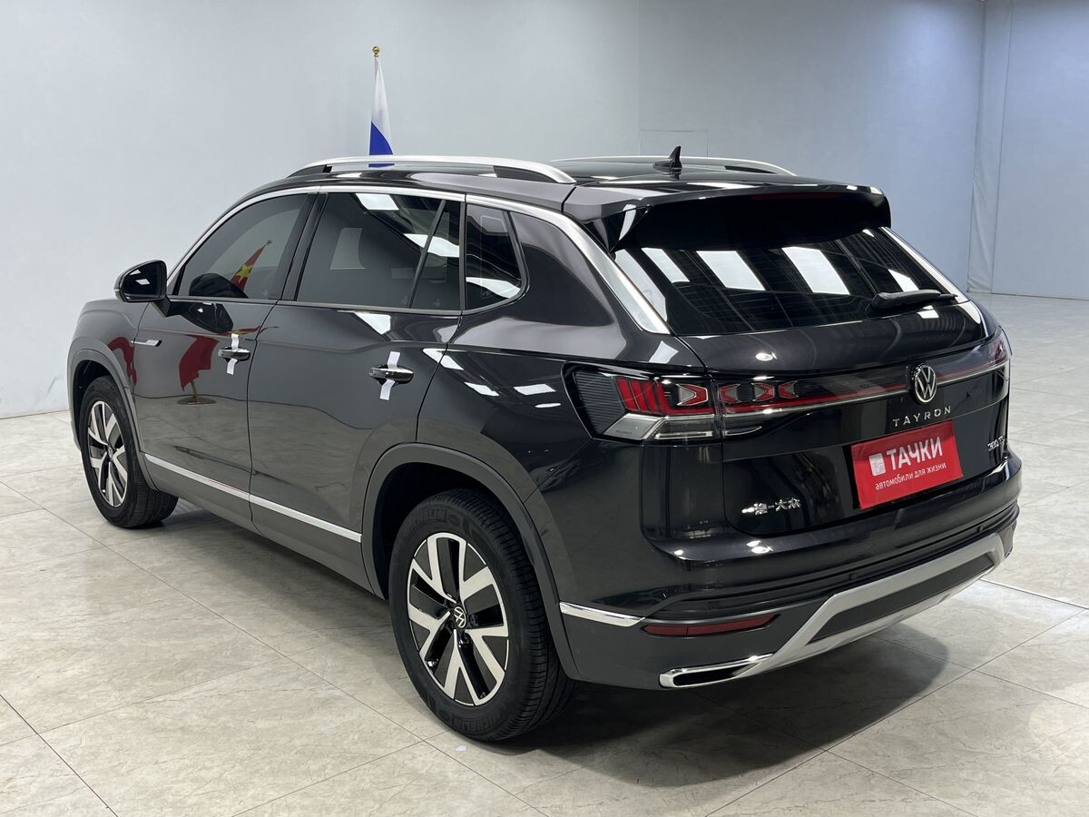 Volkswagen Tayron 2022 - фото автомобиля