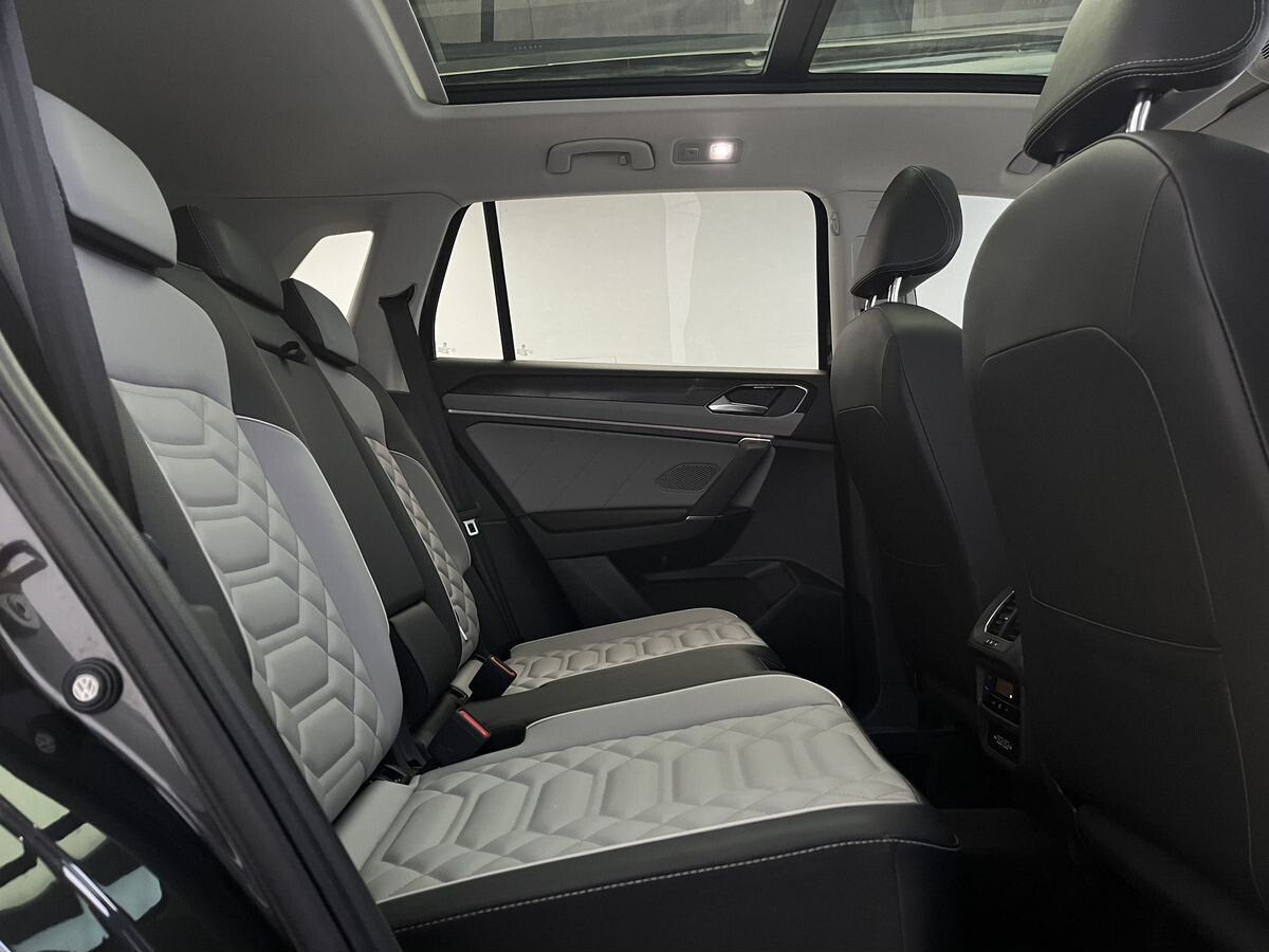 Volkswagen Tayron 2022 - фото автомобиля