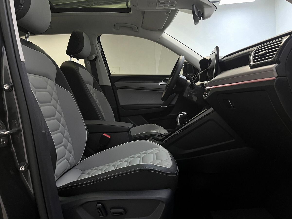 Volkswagen Tayron 2022 - фото автомобиля