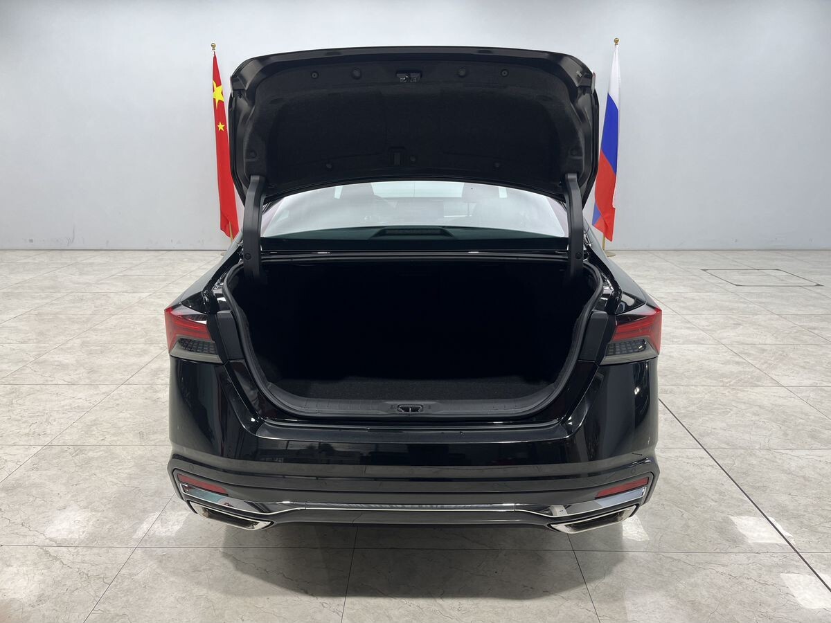 Nissan Altima 2023 - фото автомобиля