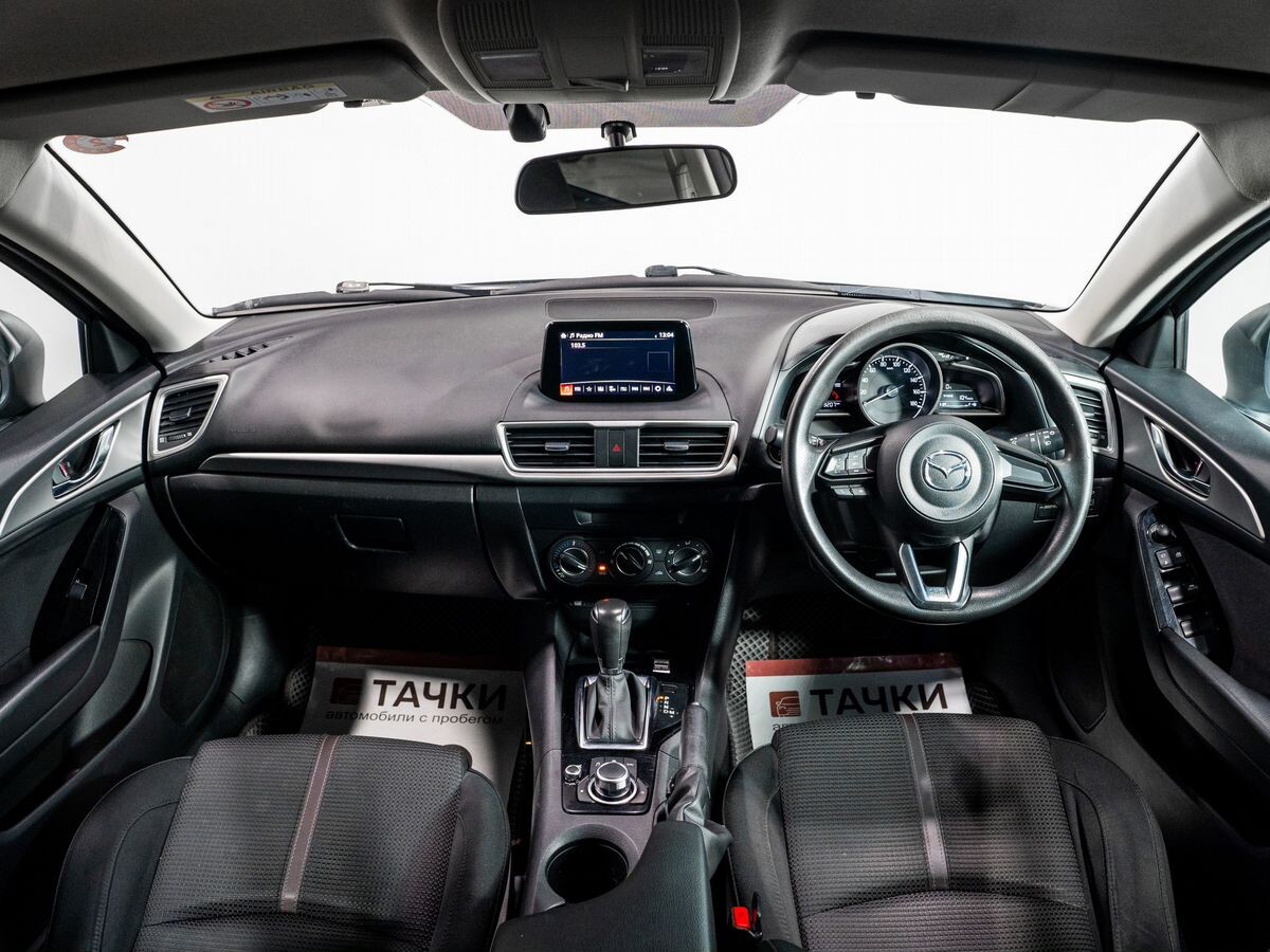 Mazda Axela 2017 - фото автомобиля