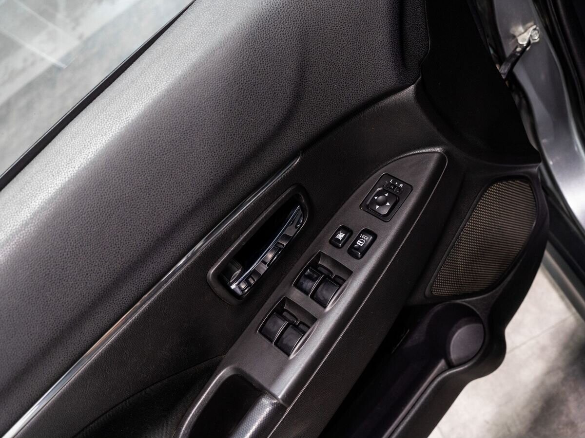 Mitsubishi ASX 2013 - фото автомобиля