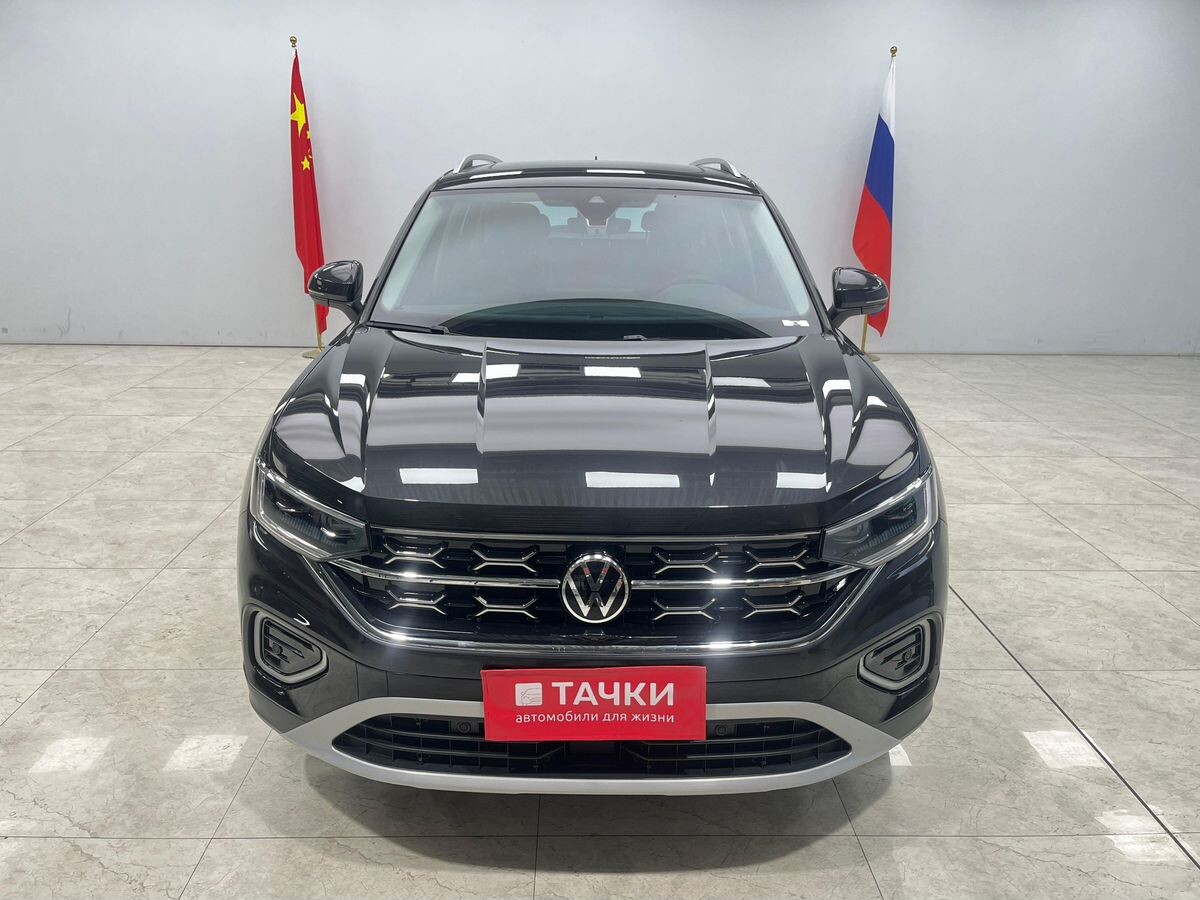 Volkswagen Tayron 2022 - фото автомобиля