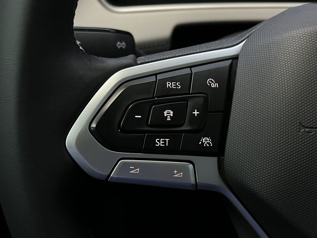 Volkswagen Tayron 2022 - фото автомобиля