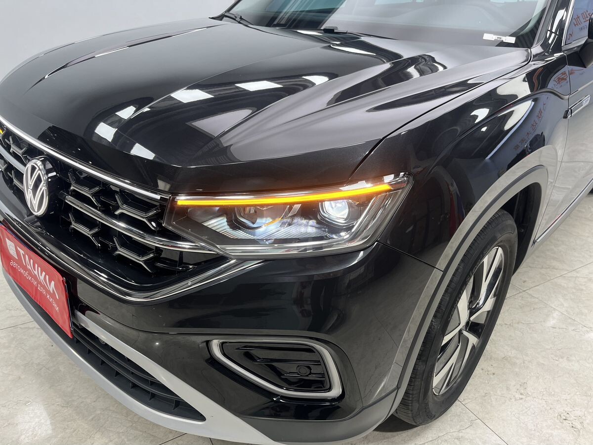 Volkswagen Tayron 2022 - фото автомобиля