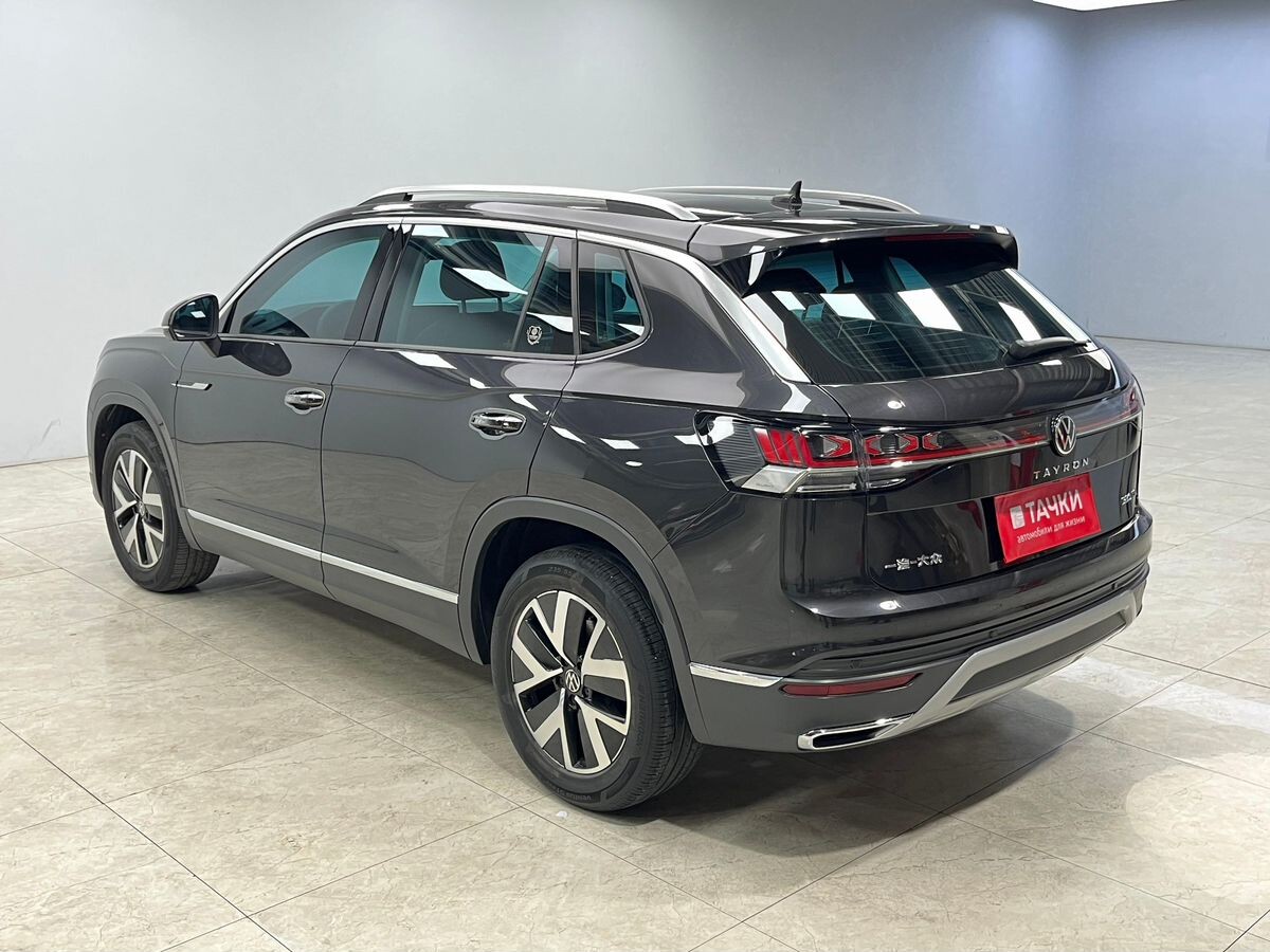 Volkswagen Tayron 2022 - фото автомобиля