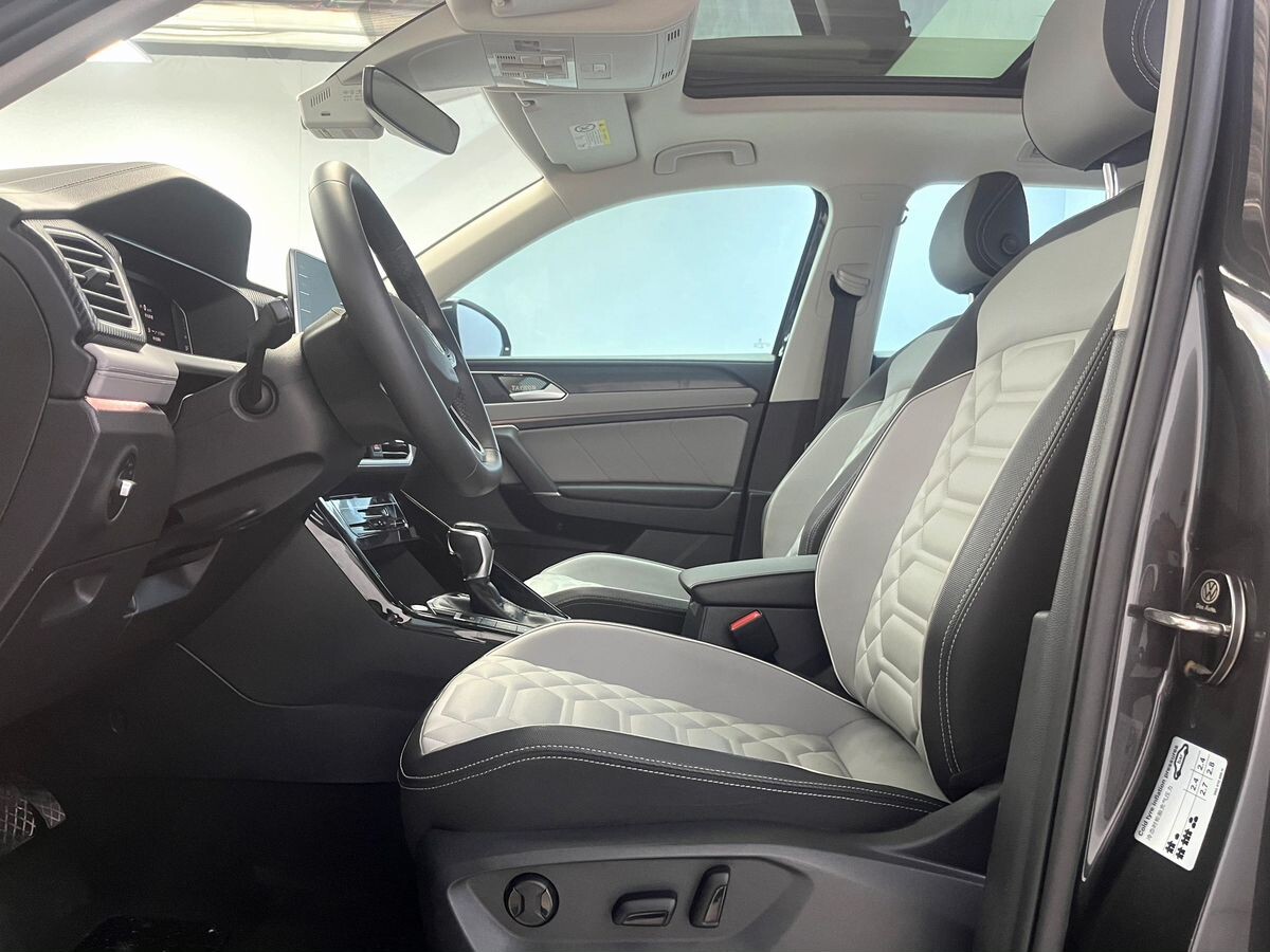 Volkswagen Tayron 2022 - фото автомобиля