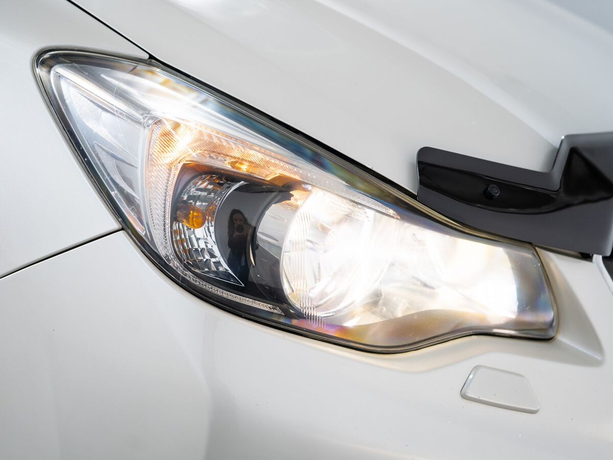 Subaru XV 2013 - фото автомобиля