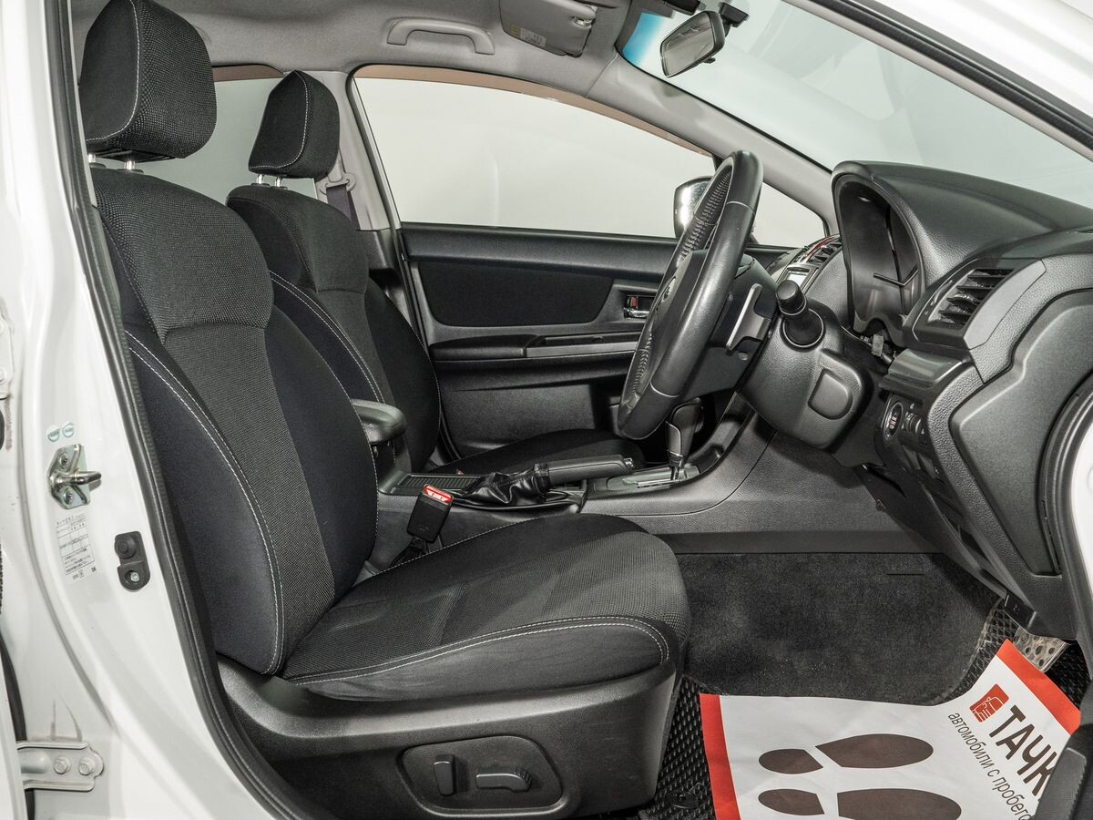 Subaru XV 2013 - фото автомобиля