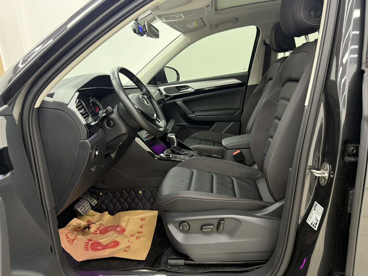 Volkswagen Tayron 2022 - фото автомобиля