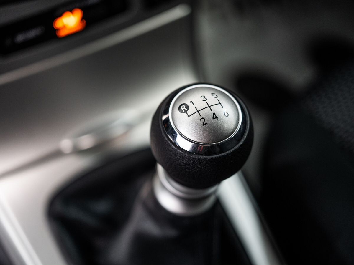 Toyota Corolla 2011 - фото автомобиля