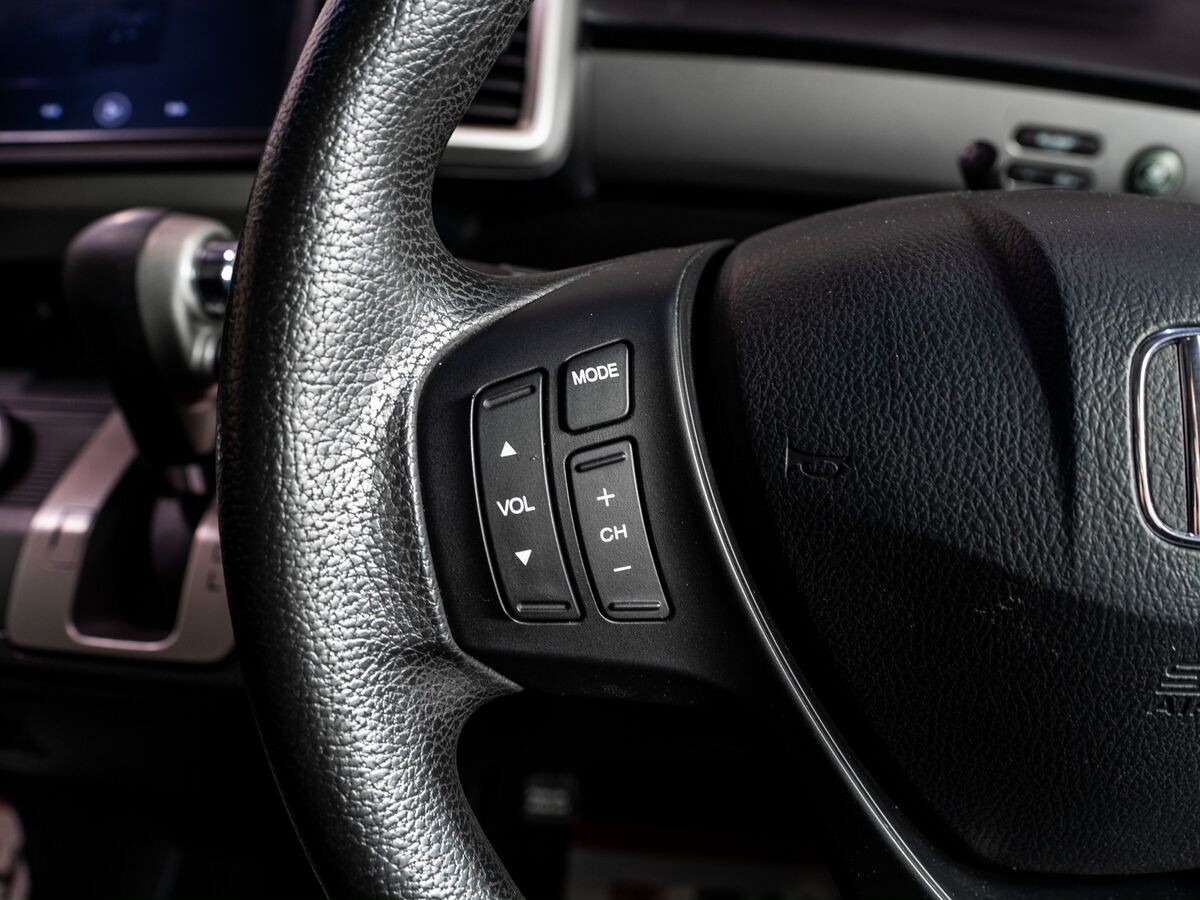 Honda Freed 2013 - фото автомобиля