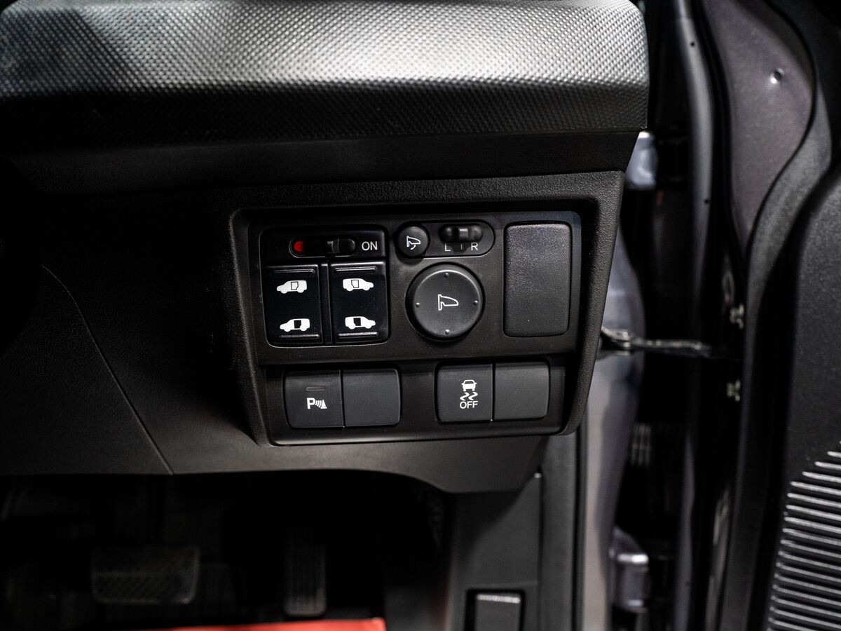 Honda Freed 2013 - фото автомобиля