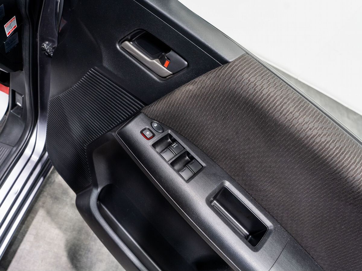 Honda Freed 2013 - фото автомобиля