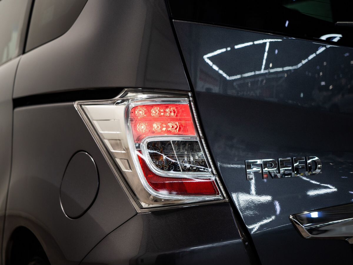 Honda Freed 2013 - фото автомобиля