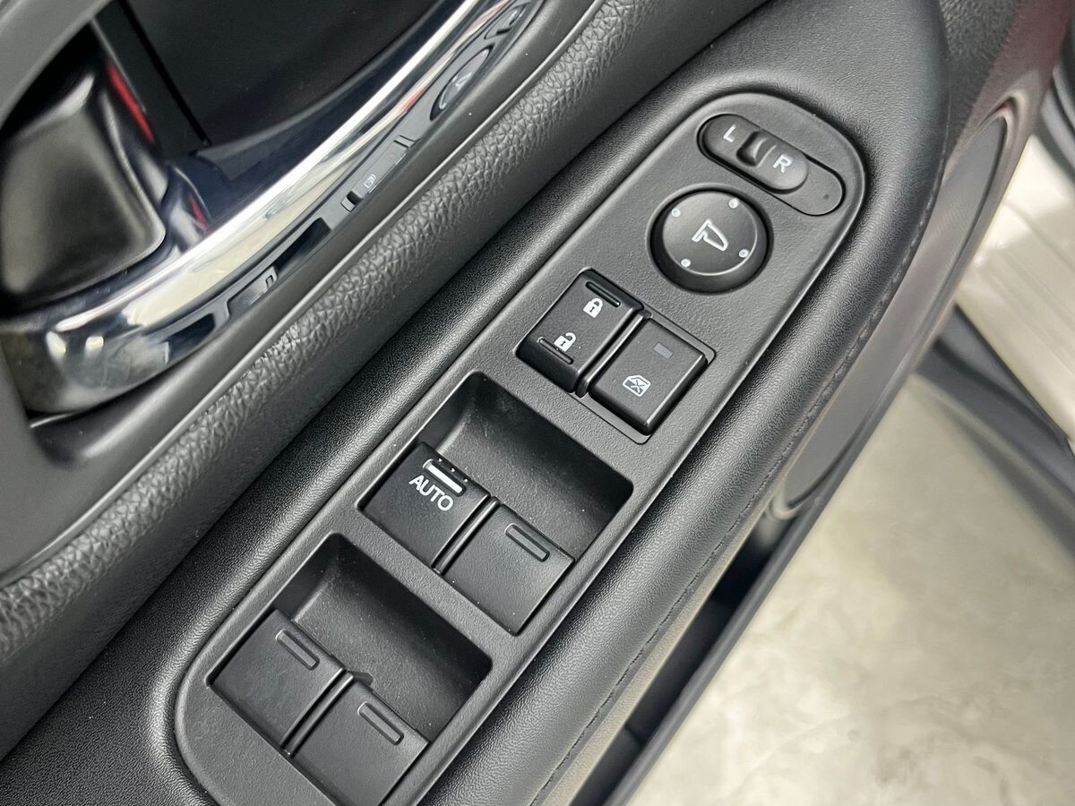 Honda Vezel 2021 - фото автомобиля