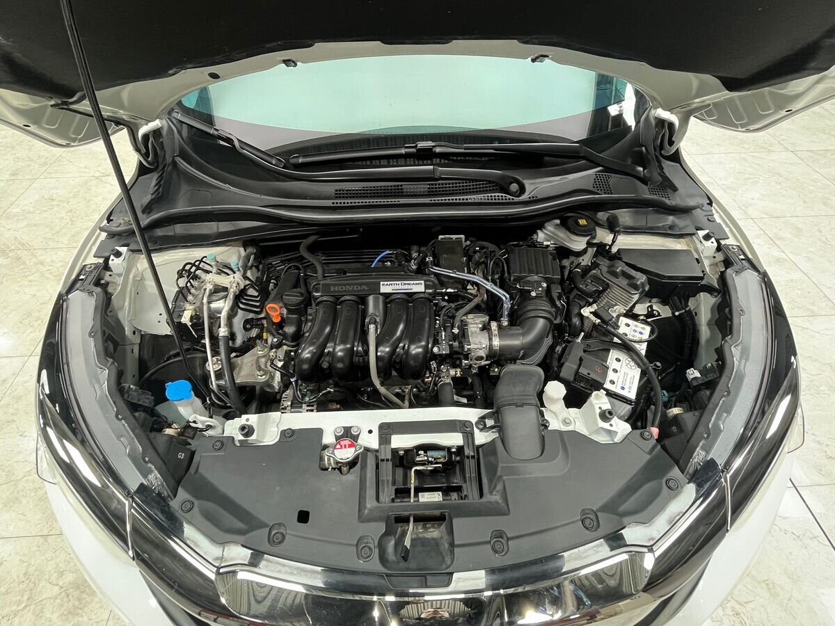 Honda Vezel 2021 - фото автомобиля