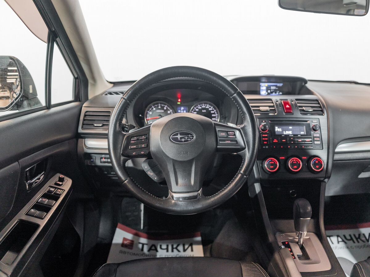 Subaru XV 2012 - фото автомобиля