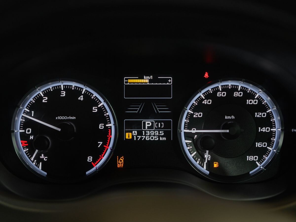 Subaru Levorg 2015 - фото автомобиля