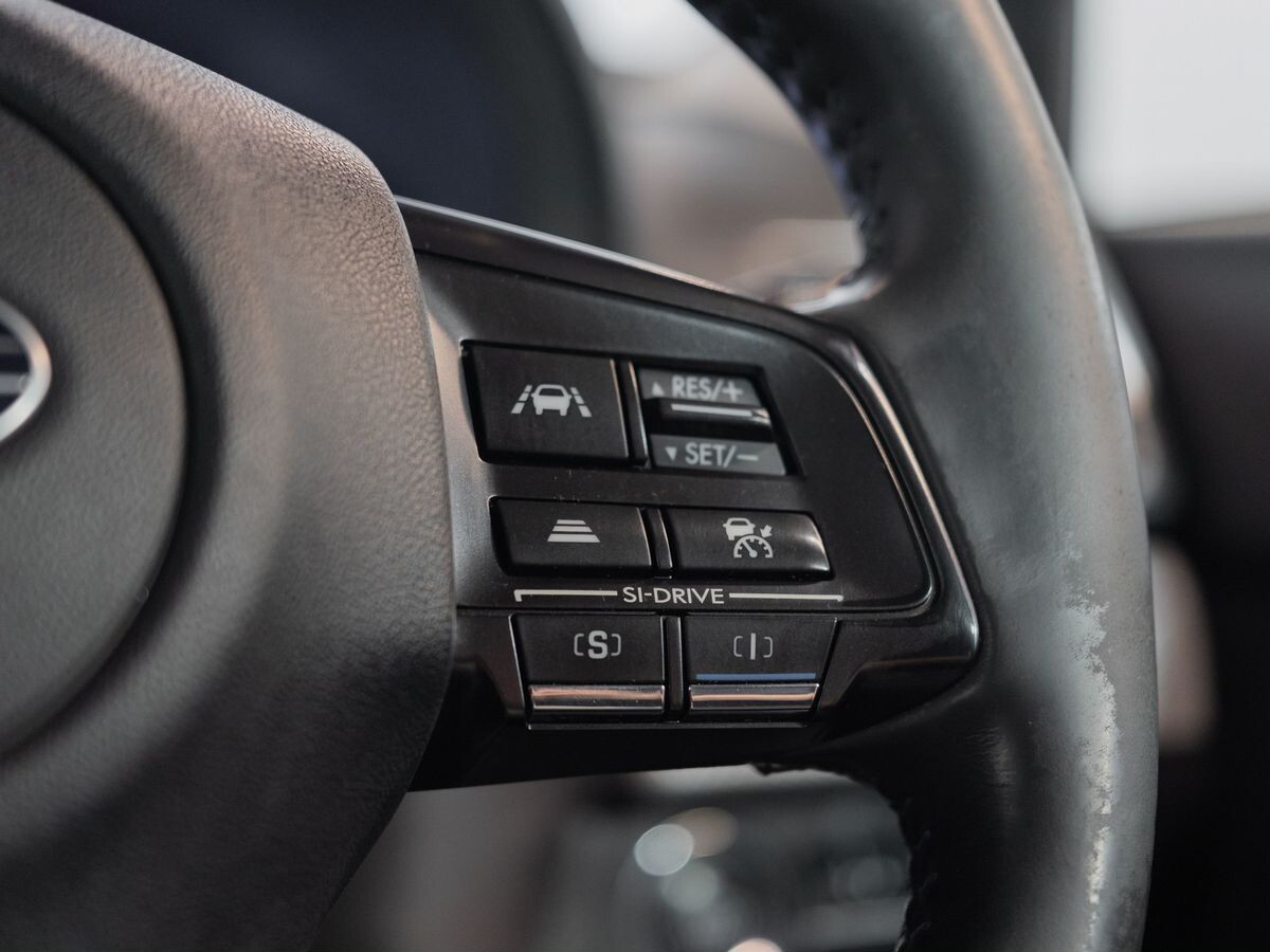 Subaru Levorg 2015 - фото автомобиля