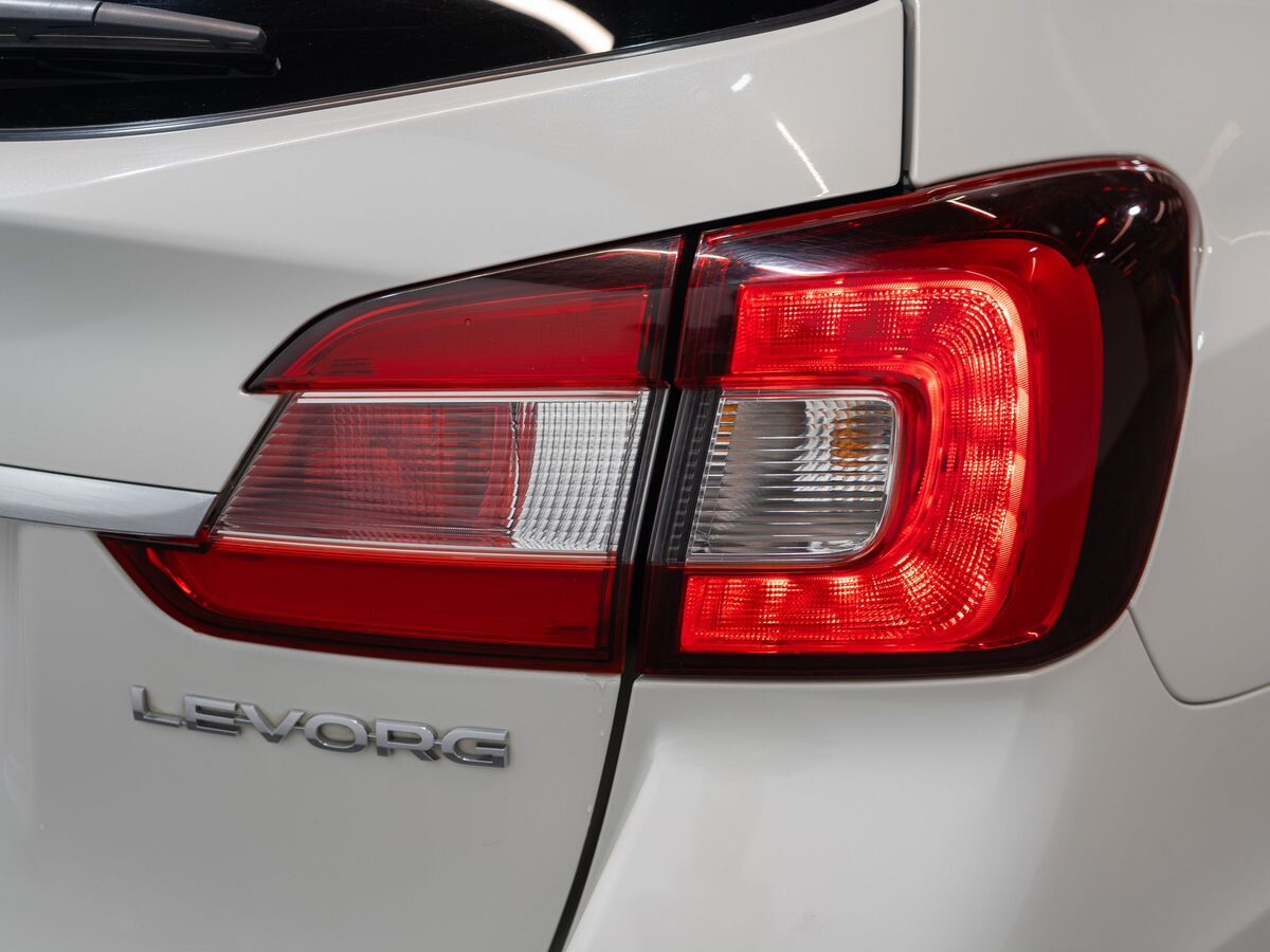 Subaru Levorg 2015 - фото автомобиля