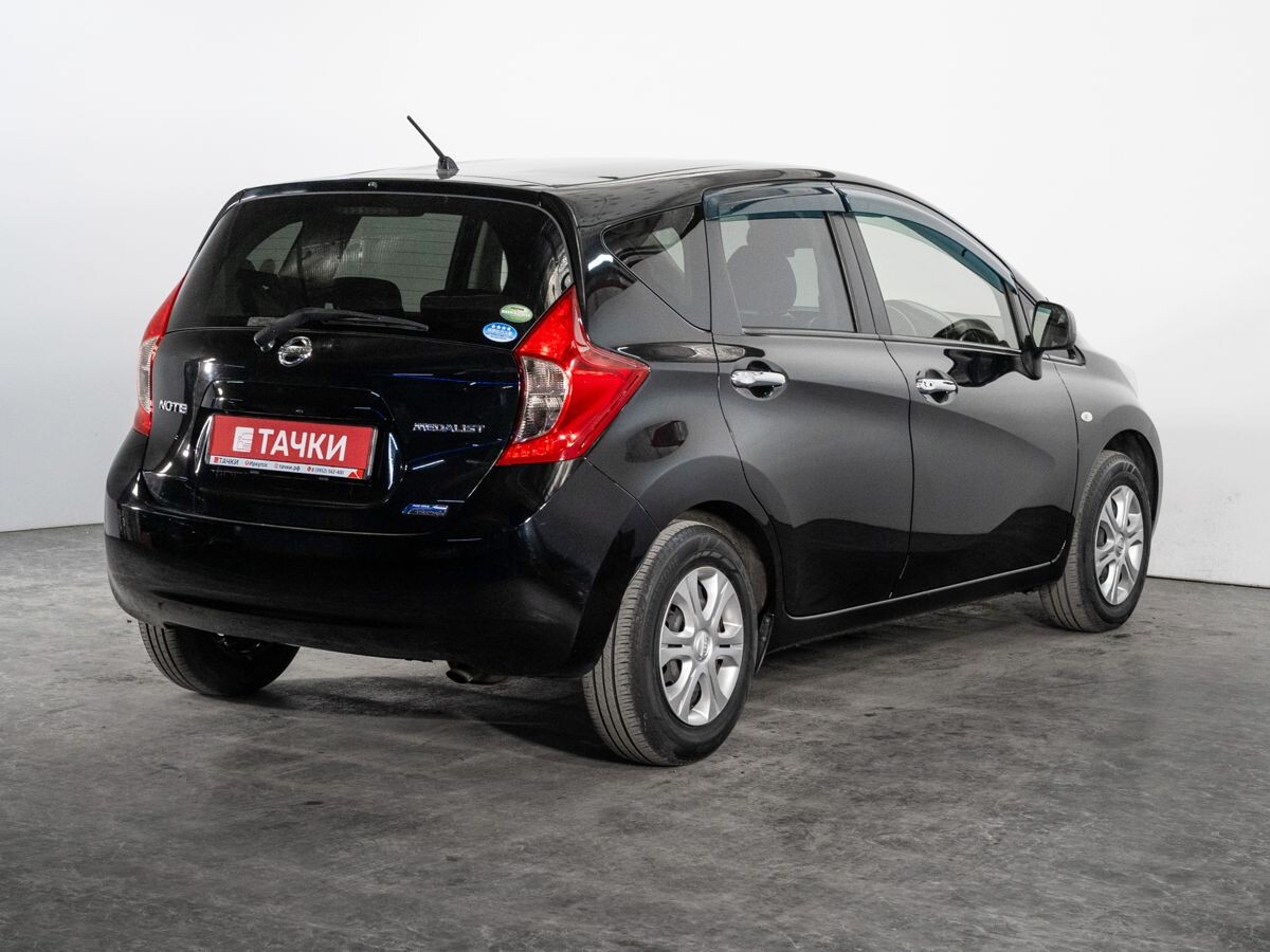 Nissan Note 2013 - фото автомобиля