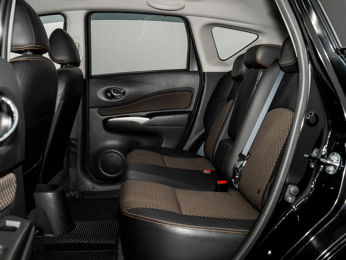 Nissan Note 2013 - фото автомобиля