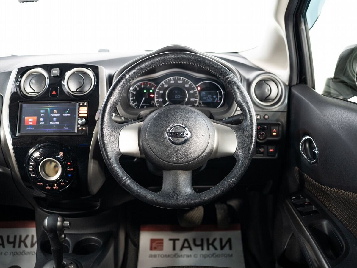 Nissan Note 2013 - фото автомобиля