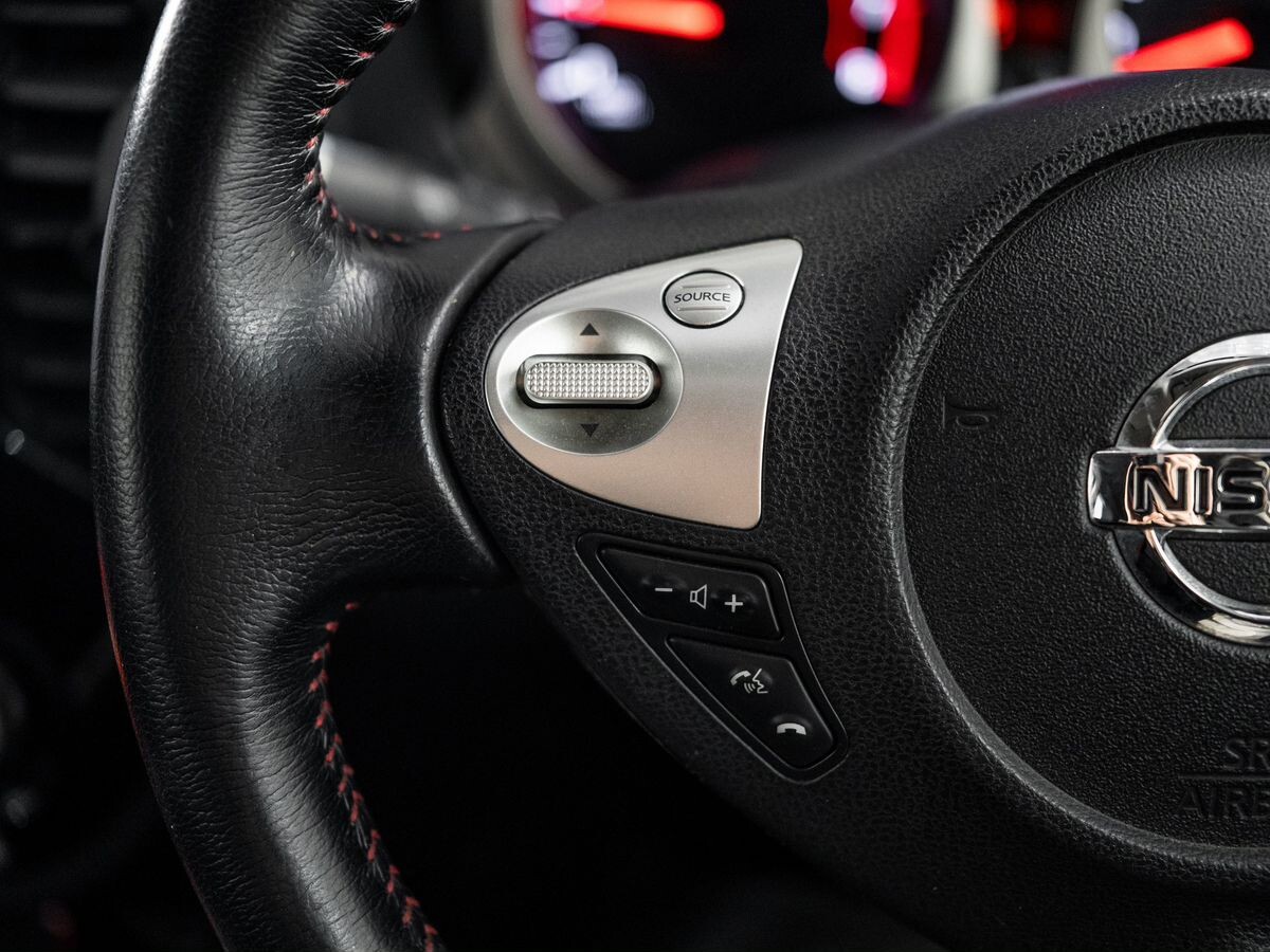 Nissan Juke 2016 - фото автомобиля